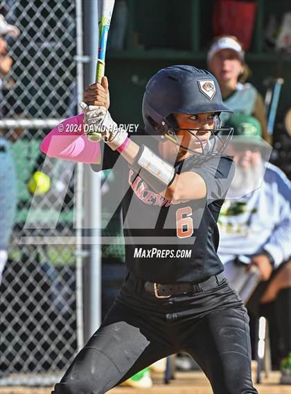 Thumbnail 2 in Lakewood vs Bear Creek photogallery.