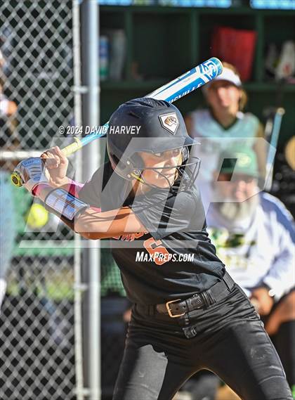 Thumbnail 3 in Lakewood vs Bear Creek photogallery.