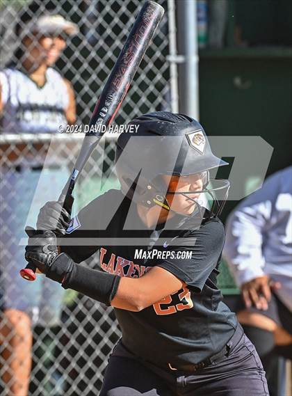 Thumbnail 2 in Lakewood vs Bear Creek photogallery.