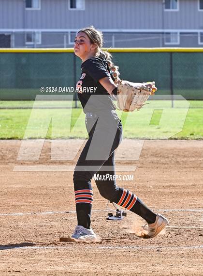 Thumbnail 1 in Lakewood vs Bear Creek photogallery.