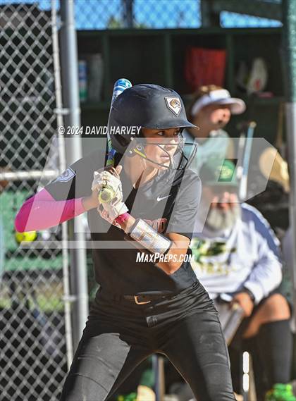 Thumbnail 1 in Lakewood vs Bear Creek photogallery.