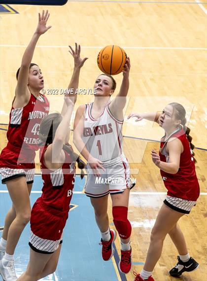 Thumbnail 3 in Mountain Ridge vs. Springville photogallery.