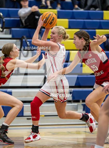 Thumbnail 2 in Mountain Ridge vs. Springville photogallery.