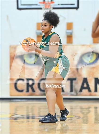 Thumbnail 3 in White Oak @ Croatan photogallery.