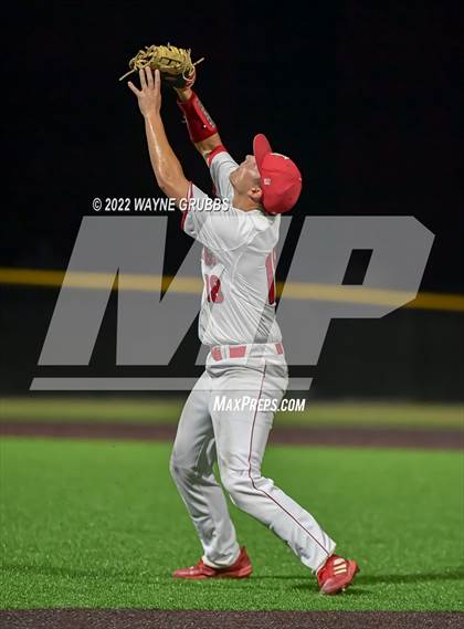 Thumbnail 3 in Kilgore @ Spring Hill (UIL 4A Region II Regional Quarterfinal) photogallery.