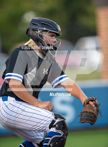 Thumbnail 2 in Kilgore @ Spring Hill (UIL 4A Region II Regional Quarterfinal) photogallery.