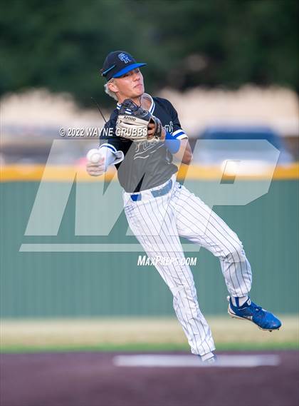 Thumbnail 2 in Kilgore @ Spring Hill (UIL 4A Region II Regional Quarterfinal) photogallery.