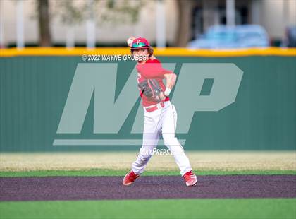 Thumbnail 3 in Kilgore @ Spring Hill (UIL 4A Region II Regional Quarterfinal) photogallery.