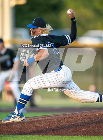 Thumbnail 2 in Kilgore @ Spring Hill (UIL 4A Region II Regional Quarterfinal) photogallery.