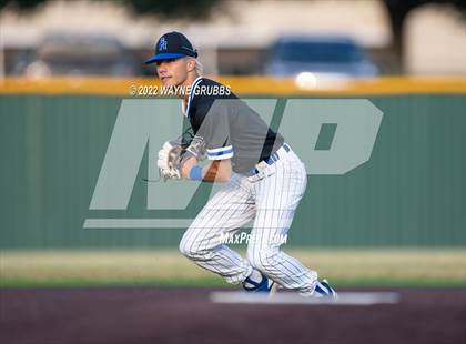Thumbnail 3 in Kilgore @ Spring Hill (UIL 4A Region II Regional Quarterfinal) photogallery.