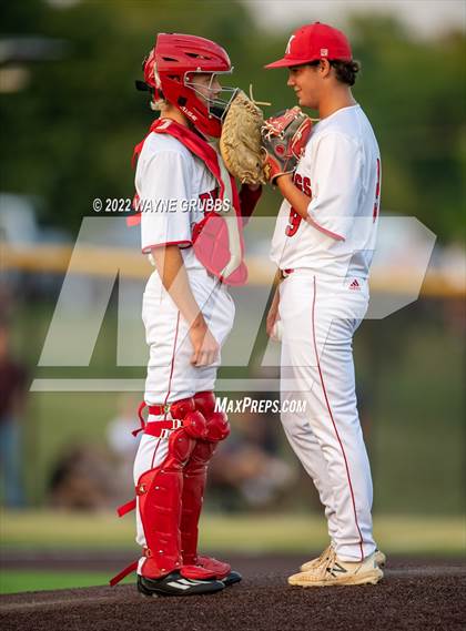 Thumbnail 3 in Kilgore @ Spring Hill (UIL 4A Region II Regional Quarterfinal) photogallery.