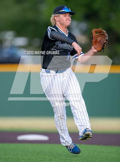 Thumbnail 1 in Kilgore @ Spring Hill (UIL 4A Region II Regional Quarterfinal) photogallery.
