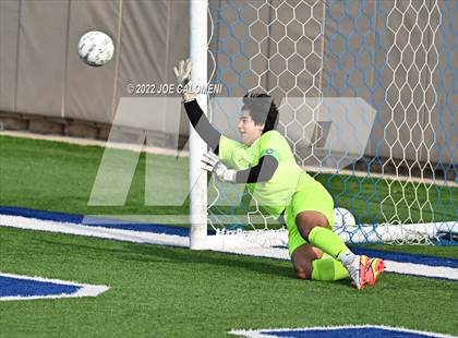 Thumbnail 2 in The Woodlands vs Lake Travis (UIL 6A Boys Soccer State Semifinal) photogallery.