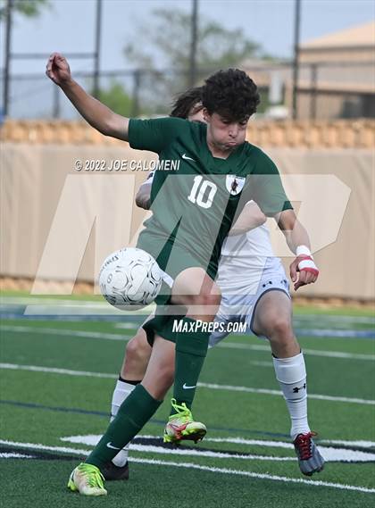 Thumbnail 2 in The Woodlands vs Lake Travis (UIL 6A Boys Soccer State Semifinal) photogallery.