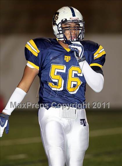 Thumbnail 3 in DeSoto vs. Stony Point (5A Region 2 Quarterfinals) photogallery.