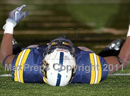 Thumbnail 3 in DeSoto vs. Stony Point (5A Region 2 Quarterfinals) photogallery.