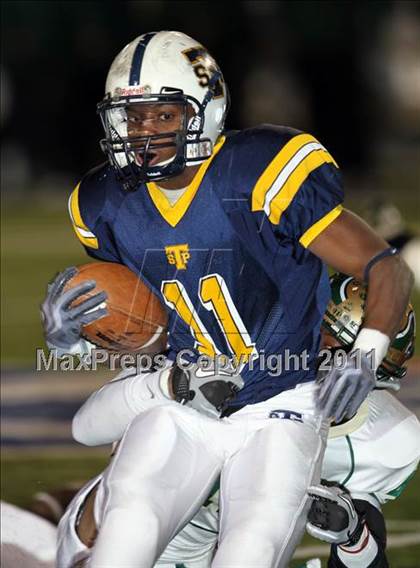 Thumbnail 2 in DeSoto vs. Stony Point (5A Region 2 Quarterfinals) photogallery.