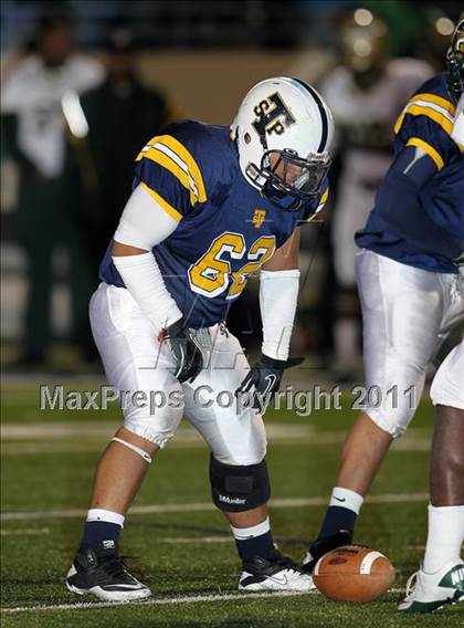 Thumbnail 3 in DeSoto vs. Stony Point (5A Region 2 Quarterfinals) photogallery.