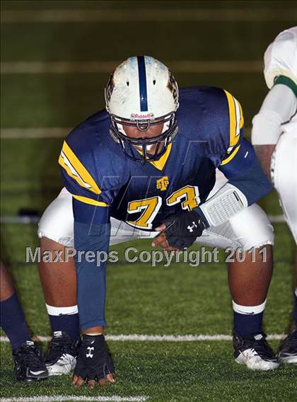 Thumbnail 1 in DeSoto vs. Stony Point (5A Region 2 Quarterfinals) photogallery.