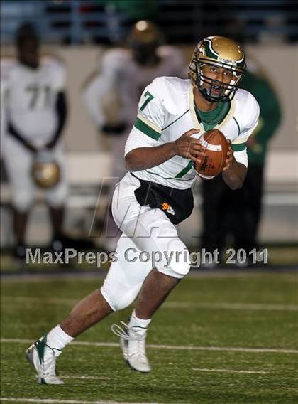 Thumbnail 3 in DeSoto vs. Stony Point (5A Region 2 Quarterfinals) photogallery.