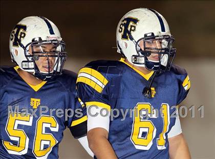 Thumbnail 2 in DeSoto vs. Stony Point (5A Region 2 Quarterfinals) photogallery.