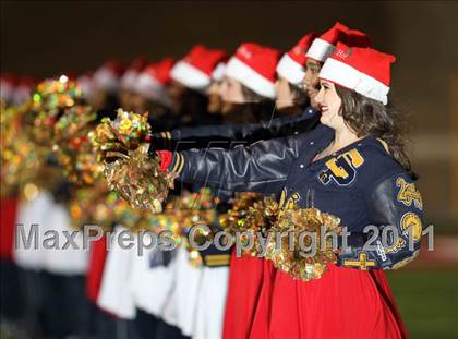 Thumbnail 3 in DeSoto vs. Stony Point (5A Region 2 Quarterfinals) photogallery.