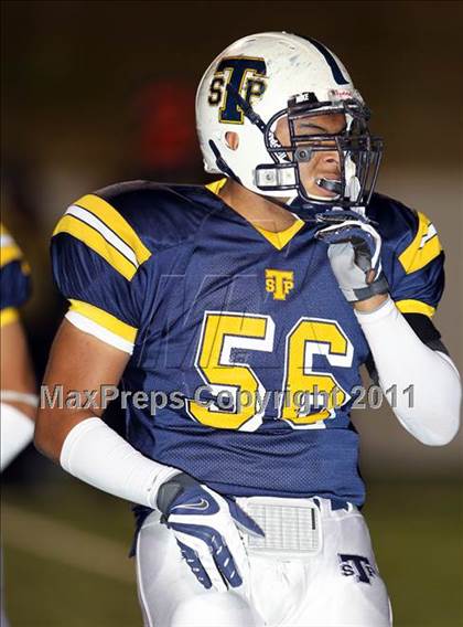 Thumbnail 3 in DeSoto vs. Stony Point (5A Region 2 Quarterfinals) photogallery.