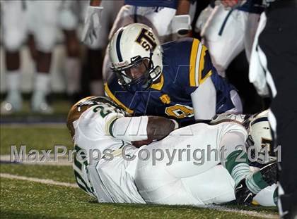 Thumbnail 3 in DeSoto vs. Stony Point (5A Region 2 Quarterfinals) photogallery.