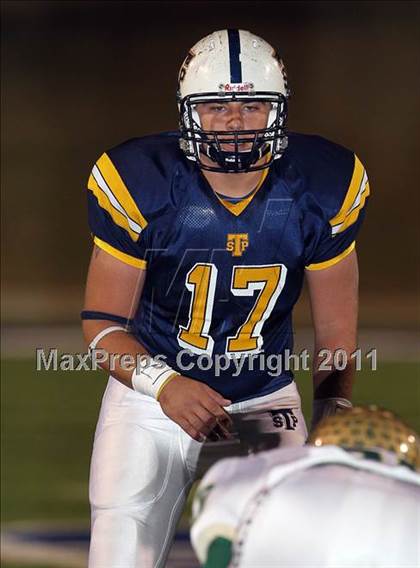 Thumbnail 3 in DeSoto vs. Stony Point (5A Region 2 Quarterfinals) photogallery.