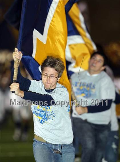 Thumbnail 3 in DeSoto vs. Stony Point (5A Region 2 Quarterfinals) photogallery.
