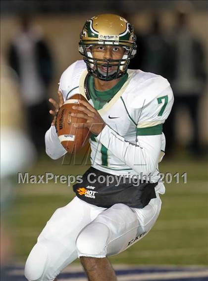 Thumbnail 2 in DeSoto vs. Stony Point (5A Region 2 Quarterfinals) photogallery.