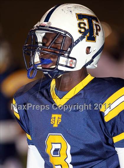 Thumbnail 2 in DeSoto vs. Stony Point (5A Region 2 Quarterfinals) photogallery.