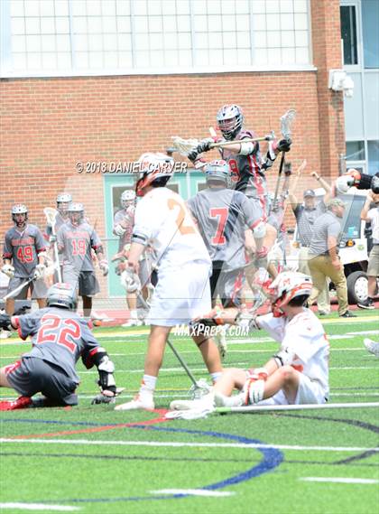 Thumbnail 2 in Mamaroneck vs. Niskayuna (NYSPHSAA Class A Regional Final) photogallery.