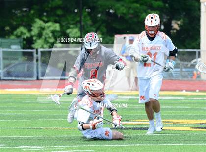 Thumbnail 1 in Mamaroneck vs. Niskayuna (NYSPHSAA Class A Regional Final) photogallery.