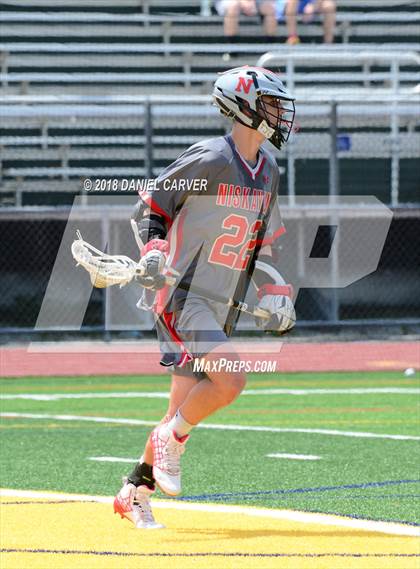 Thumbnail 3 in Mamaroneck vs. Niskayuna (NYSPHSAA Class A Regional Final) photogallery.