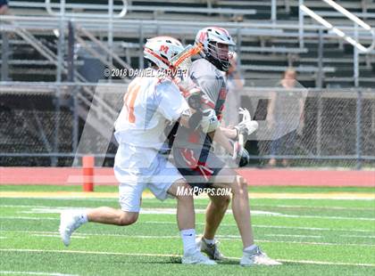 Thumbnail 2 in Mamaroneck vs. Niskayuna (NYSPHSAA Class A Regional Final) photogallery.