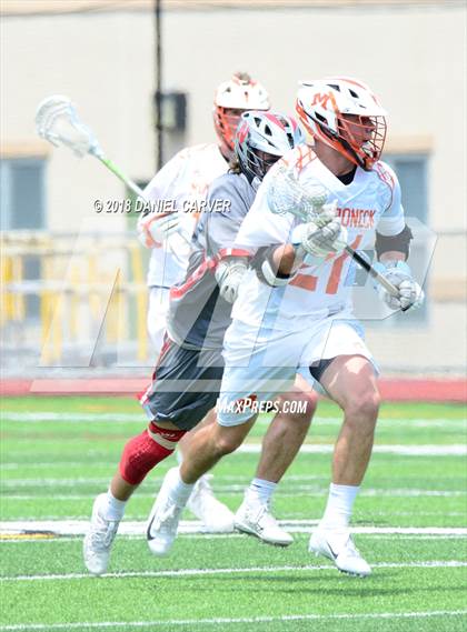 Thumbnail 3 in Mamaroneck vs. Niskayuna (NYSPHSAA Class A Regional Final) photogallery.