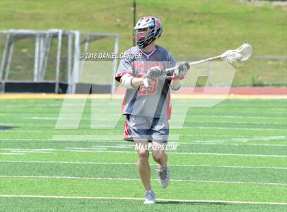 Thumbnail 3 in Mamaroneck vs. Niskayuna (NYSPHSAA Class A Regional Final) photogallery.