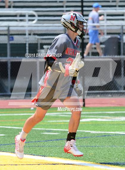 Thumbnail 1 in Mamaroneck vs. Niskayuna (NYSPHSAA Class A Regional Final) photogallery.