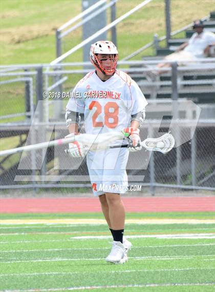 Thumbnail 3 in Mamaroneck vs. Niskayuna (NYSPHSAA Class A Regional Final) photogallery.