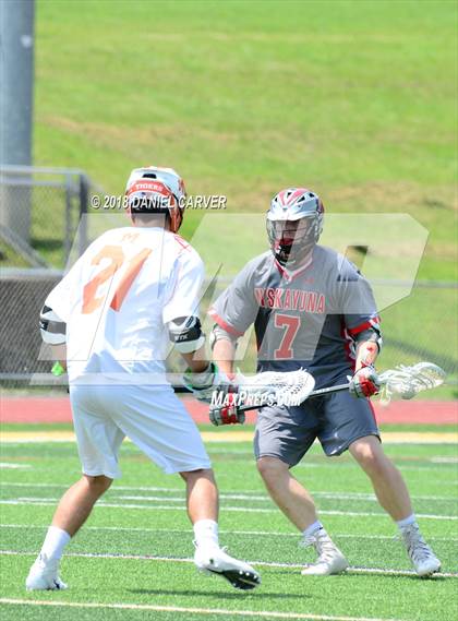 Thumbnail 1 in Mamaroneck vs. Niskayuna (NYSPHSAA Class A Regional Final) photogallery.