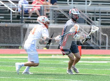 Thumbnail 1 in Mamaroneck vs. Niskayuna (NYSPHSAA Class A Regional Final) photogallery.