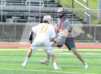 Thumbnail 2 in Mamaroneck vs. Niskayuna (NYSPHSAA Class A Regional Final) photogallery.