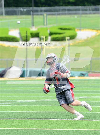 Thumbnail 3 in Mamaroneck vs. Niskayuna (NYSPHSAA Class A Regional Final) photogallery.