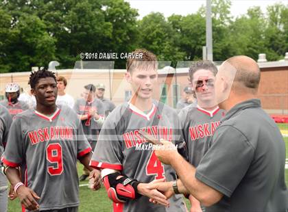 Thumbnail 1 in Mamaroneck vs. Niskayuna (NYSPHSAA Class A Regional Final) photogallery.