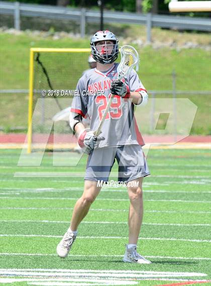 Thumbnail 1 in Mamaroneck vs. Niskayuna (NYSPHSAA Class A Regional Final) photogallery.
