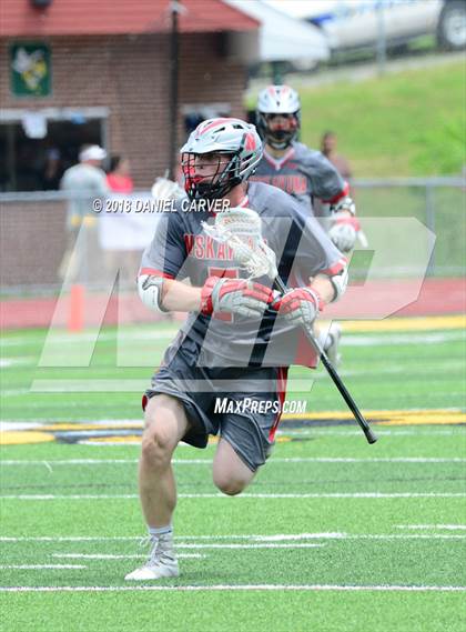 Thumbnail 2 in Mamaroneck vs. Niskayuna (NYSPHSAA Class A Regional Final) photogallery.