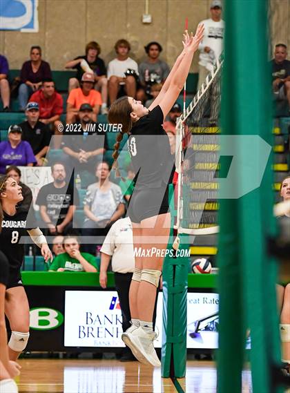 Thumbnail 2 in Brenham vs College Station photogallery.