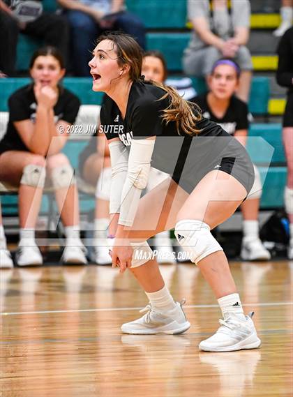Thumbnail 1 in Brenham vs College Station photogallery.