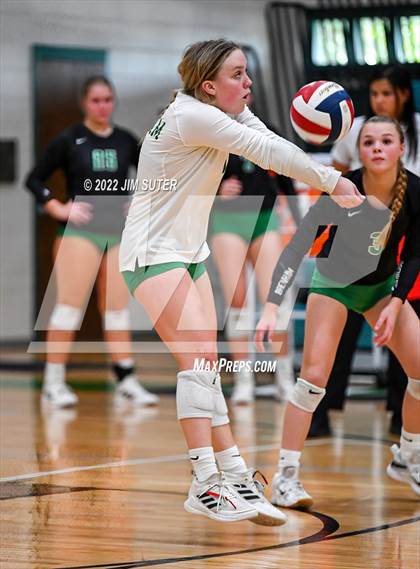 Thumbnail 3 in Brenham vs College Station photogallery.